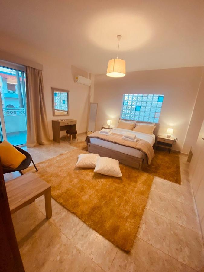 Bon Bonheur Apartments Rhodes City ภายนอก รูปภาพ