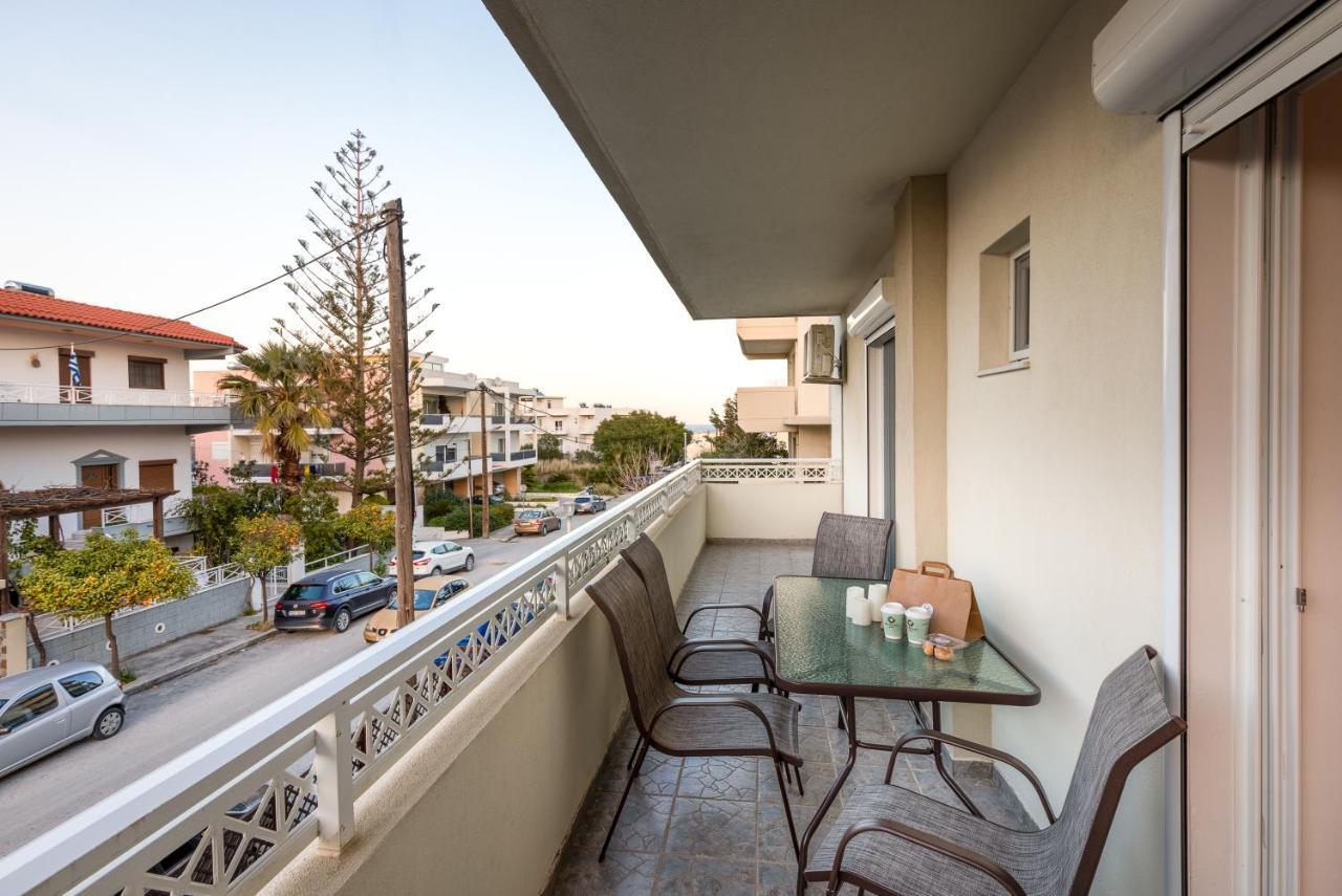 Bon Bonheur Apartments Rhodes City ภายนอก รูปภาพ