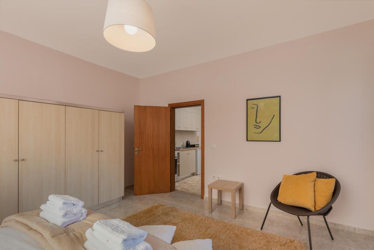 Bon Bonheur Apartments Rhodes City ภายนอก รูปภาพ