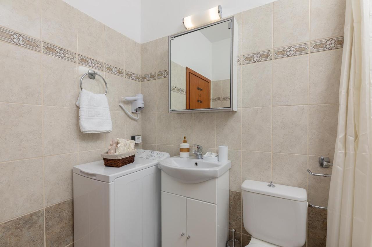 Bon Bonheur Apartments Rhodes City ภายนอก รูปภาพ