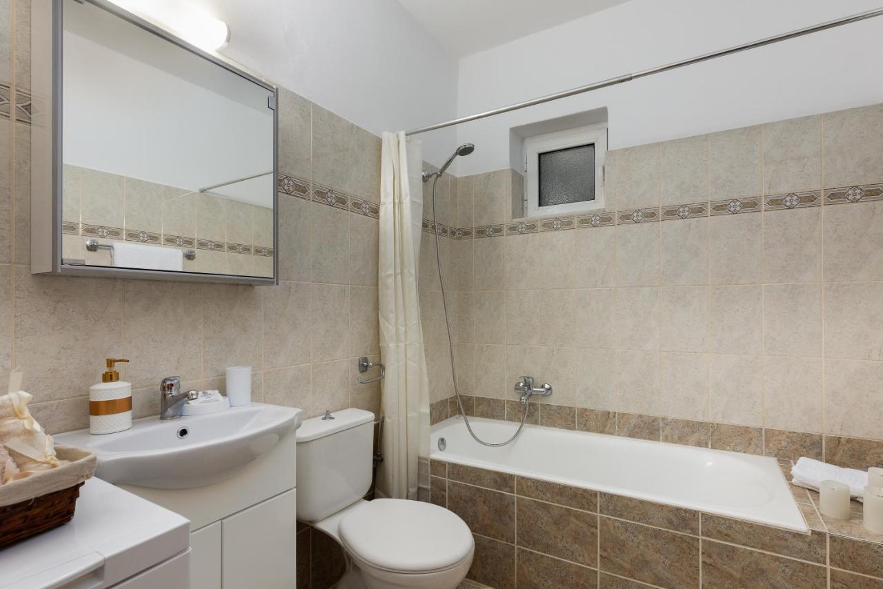 Bon Bonheur Apartments Rhodes City ภายนอก รูปภาพ